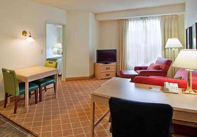 Residence Inn Salt Lake City Airport Стая снимка